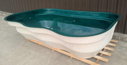 Niigata Fibreglass Pond | 4950L | 1100 gallons